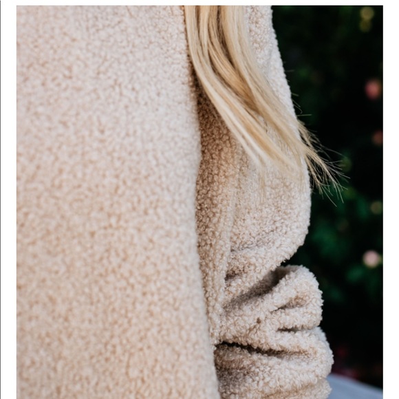 ISADORA Sherpa Pullover - Picture 5 of 8